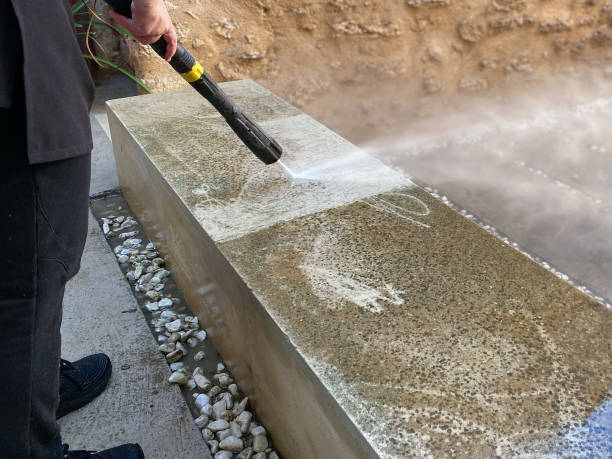 Best Sidewalk Pressure Washing  in Bridgeport, OH